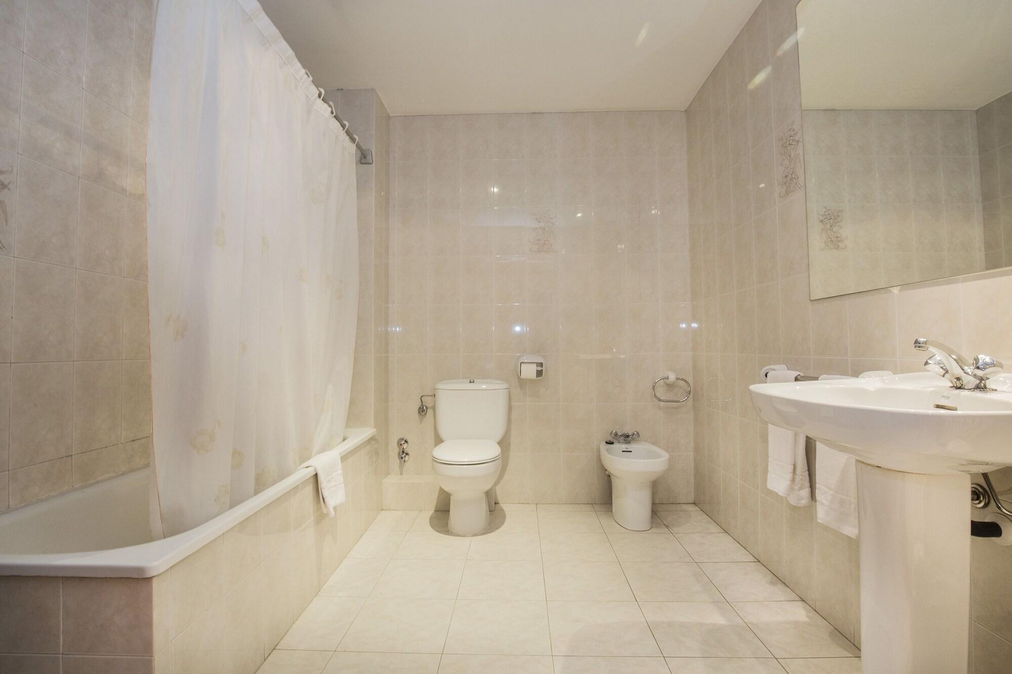 Hotel Encamp Bagian luar foto