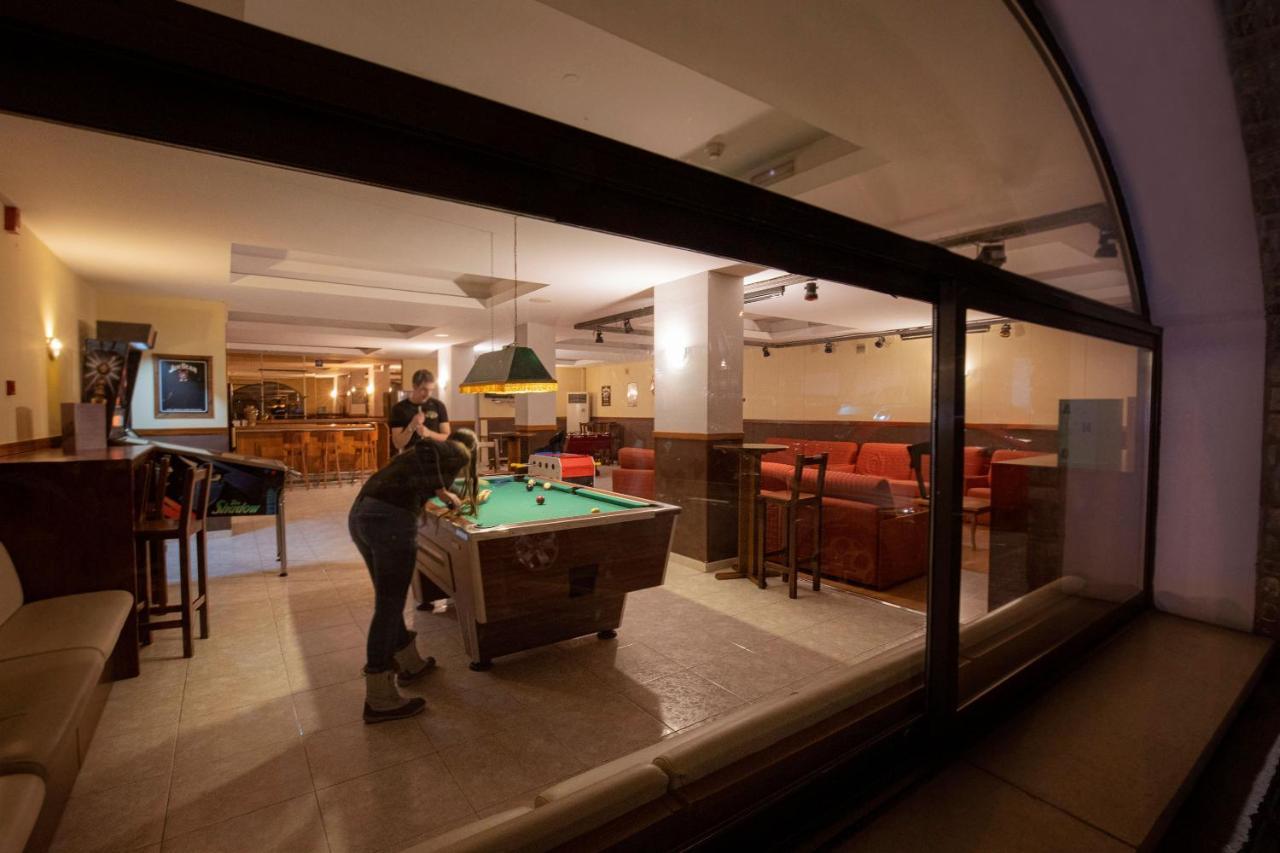 Hotel Encamp Bagian luar foto