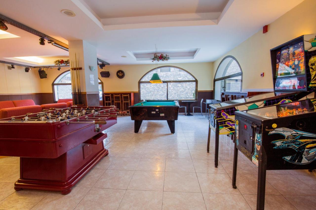 Hotel Encamp Bagian luar foto